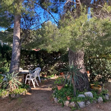 Holiday home Con Jardin